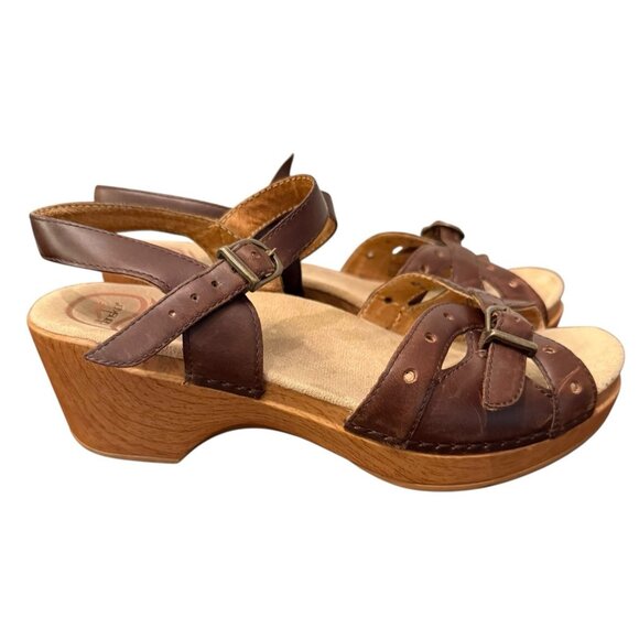 Dansko Sissy Brown Leather Buckle Strap Open Toe Clog Sandal Sz 37 - Picture 1 of 8